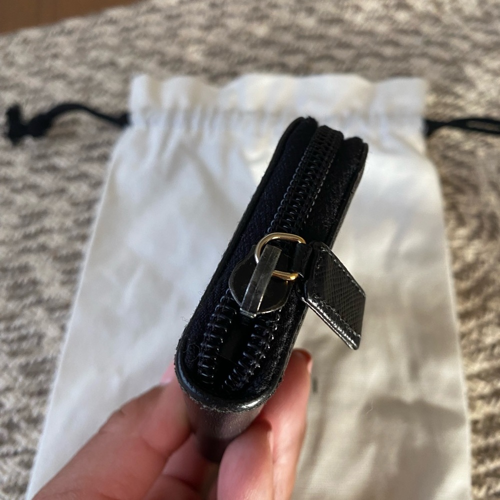 Prada Black Mini Wallet - Picture 5 of 11